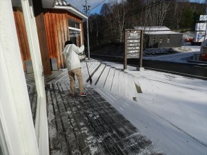 別荘で使う雪かき道具１の使用方法