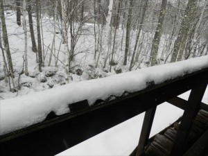 蓼科エリア別荘地の天気雪２
